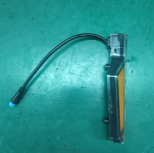 [rear-light-left-im-p6] Rear light left (Feu arrière gauche/Luz trasera izquierda) Inmotion P6