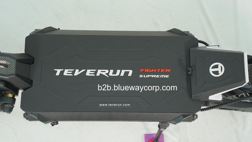 Teverun Fighter Supreme Ultra 60Ah (Fast Charger Incl.)